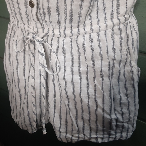 💋SALE💋Old Navy Romper- Women's XS - Picture 4 of 7